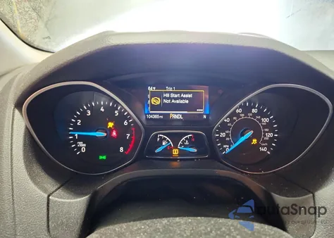 2016 Ford Focus Se z USA, uszkodzony, nr VIN 1FADP3F22GL405475